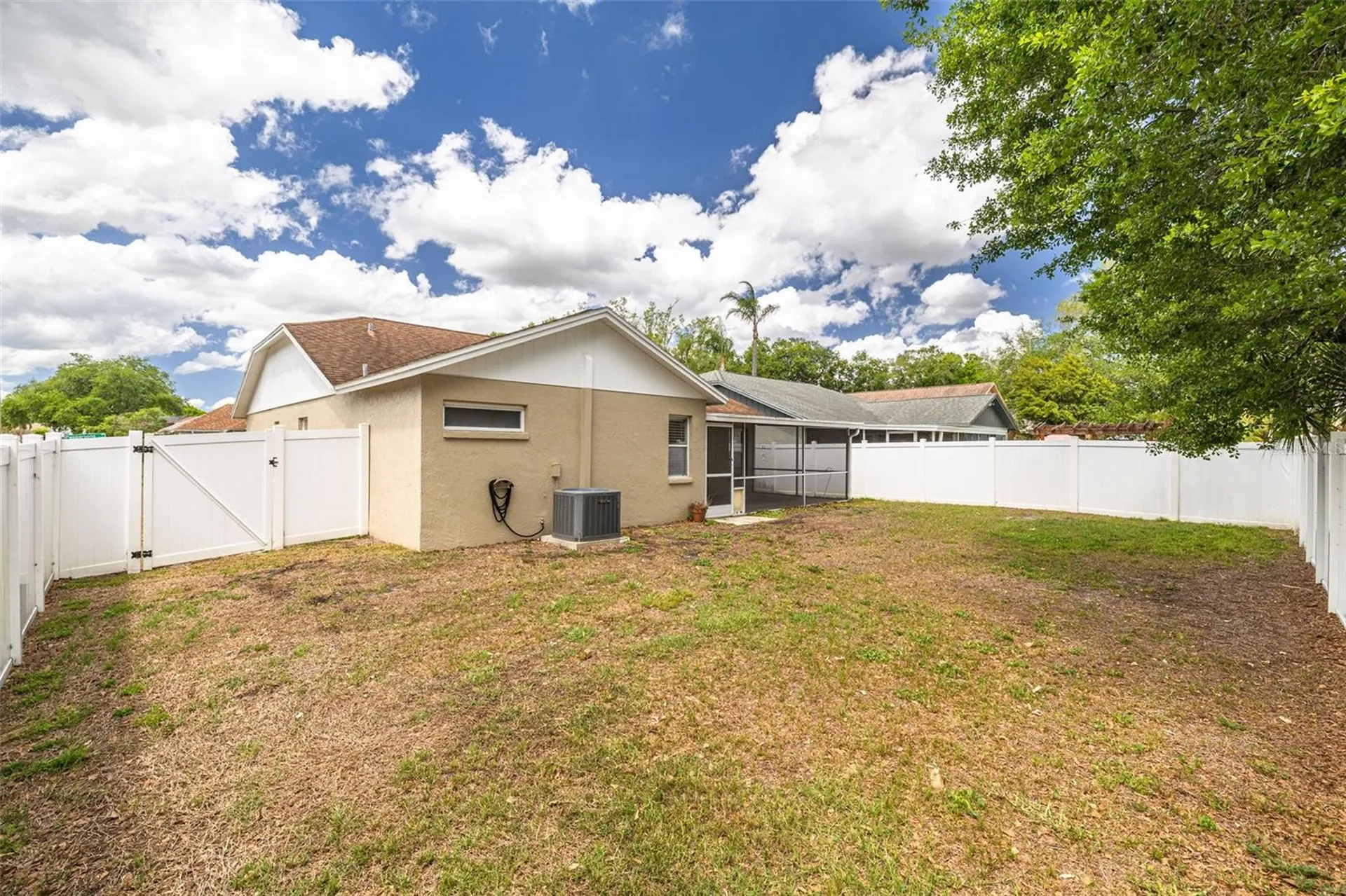 11042 Peppersong Drive Riverview FL 33578