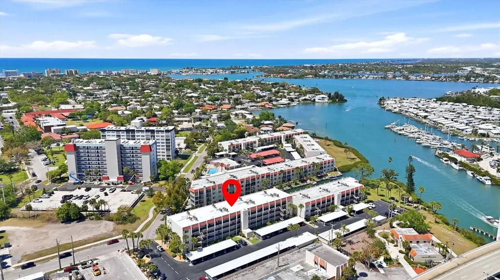 220 Santa Maria Street Venice FL 34285
