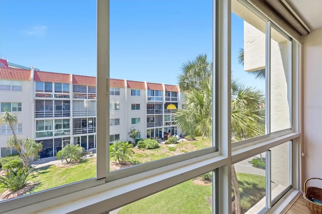 220 Santa Maria Street Venice FL 34285