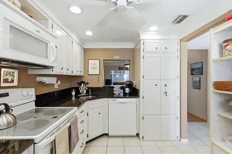 220 Santa Maria Street Venice FL 34285