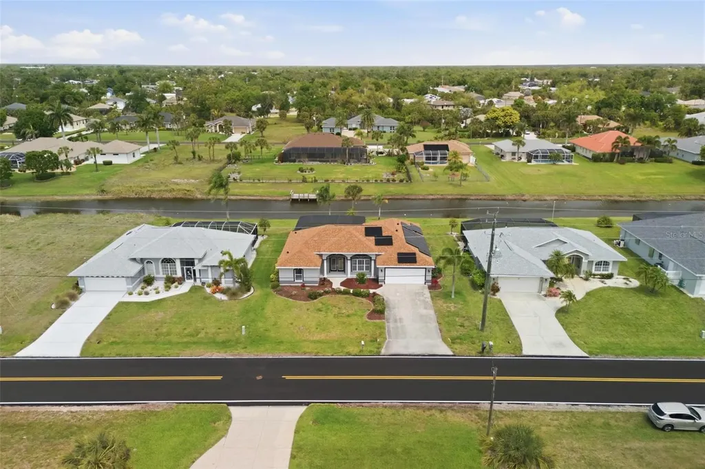 605 Rotonda Circle Rotonda West FL 33947
