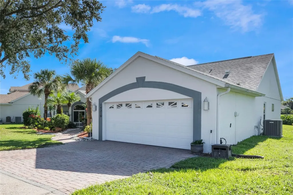 14310 Lord Barclay Drive Orlando FL 32837