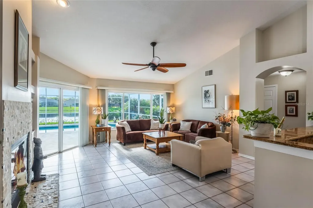 14310 Lord Barclay Drive Orlando FL 32837