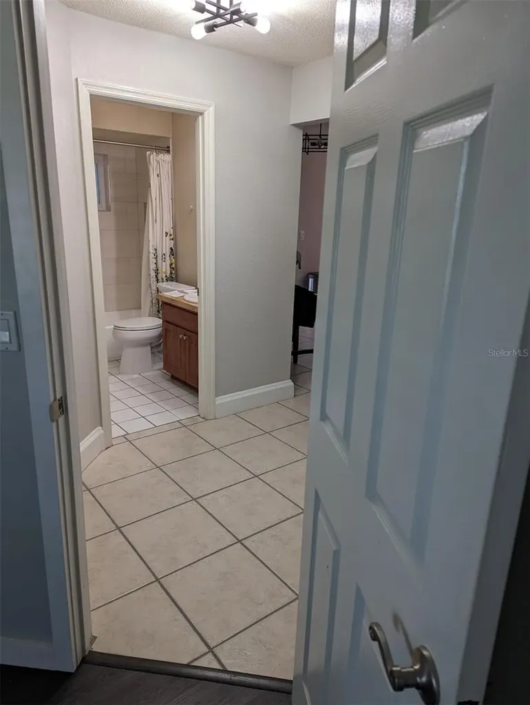 4970 Reagen Way Sarasota FL 34232