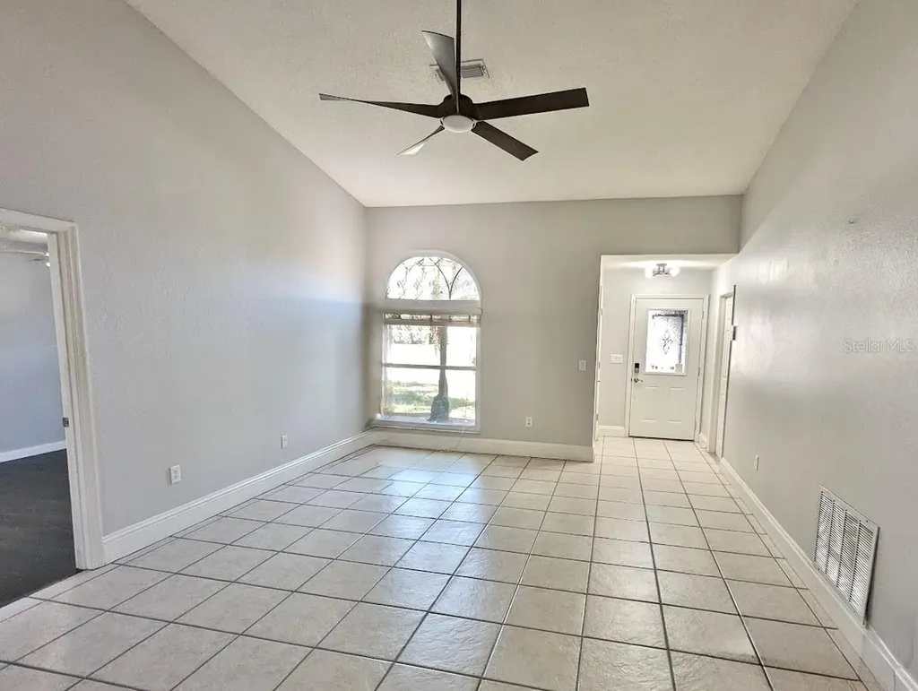 4970 Reagen Way Sarasota FL 34232