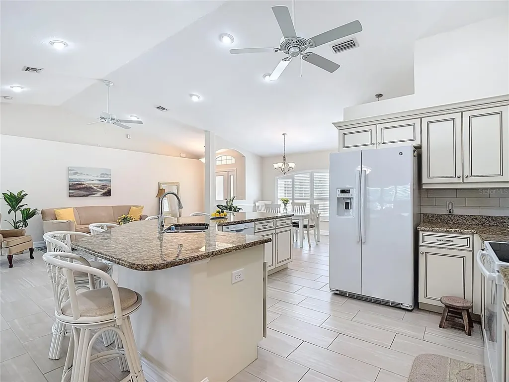 70 Clubhouse Road Rotonda West FL 33947