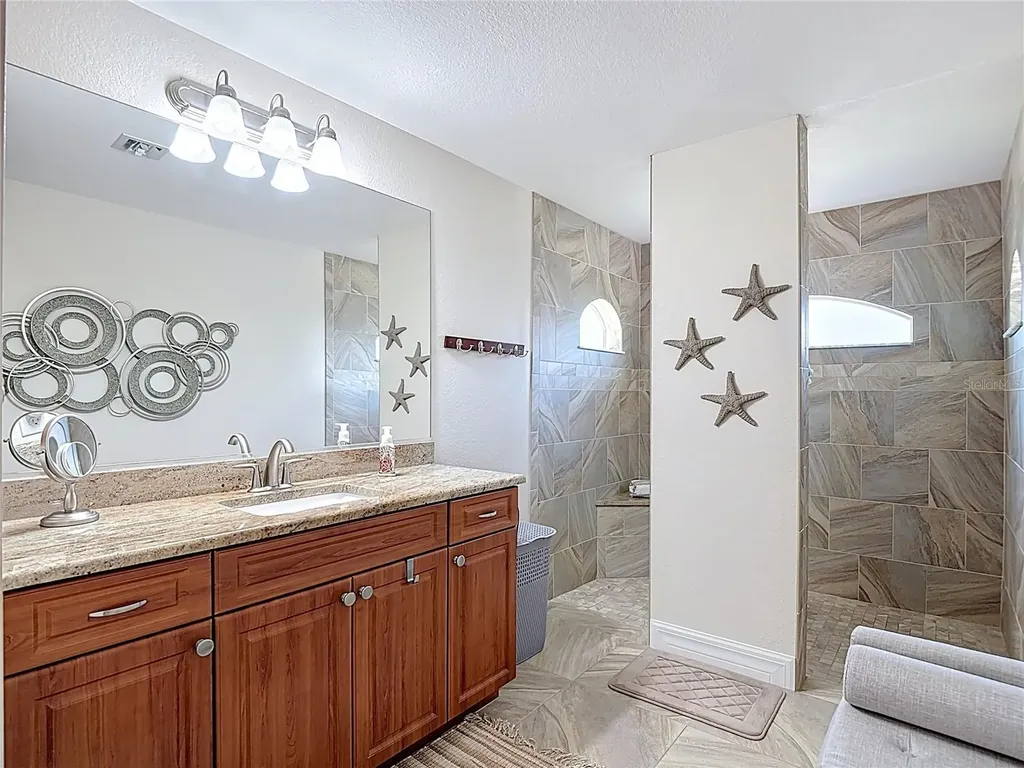70 Clubhouse Road Rotonda West FL 33947