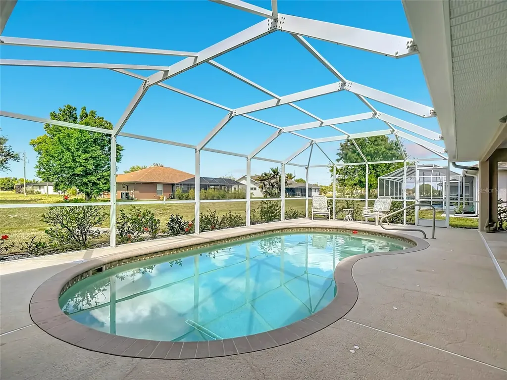 70 Clubhouse Road Rotonda West FL 33947