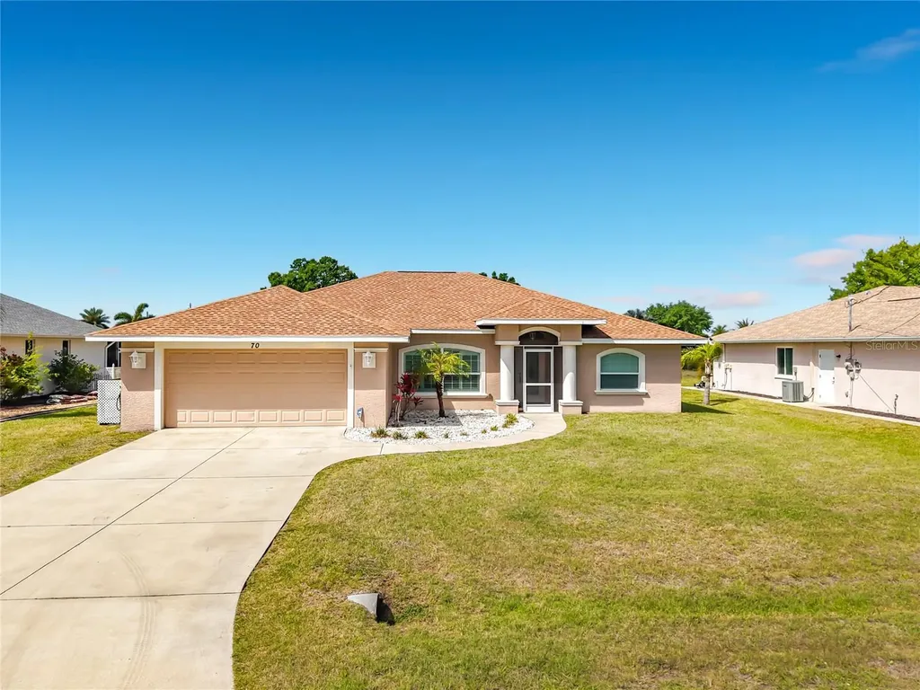 70 Clubhouse Road Rotonda West FL 33947