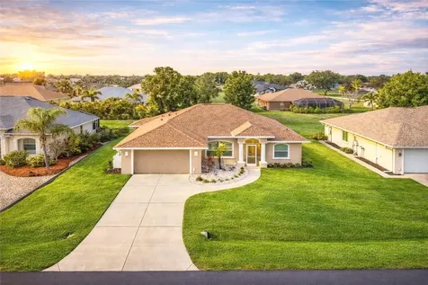 70 Clubhouse Road Rotonda West FL 33947