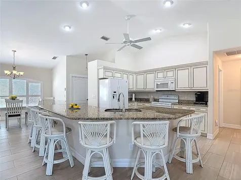 70 Clubhouse Road Rotonda West FL 33947
