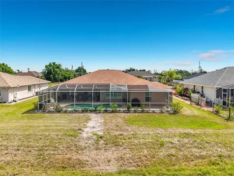 70 Clubhouse Road Rotonda West FL 33947