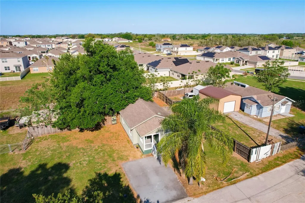 213 Cleveland Avenue Winter Haven FL 33881