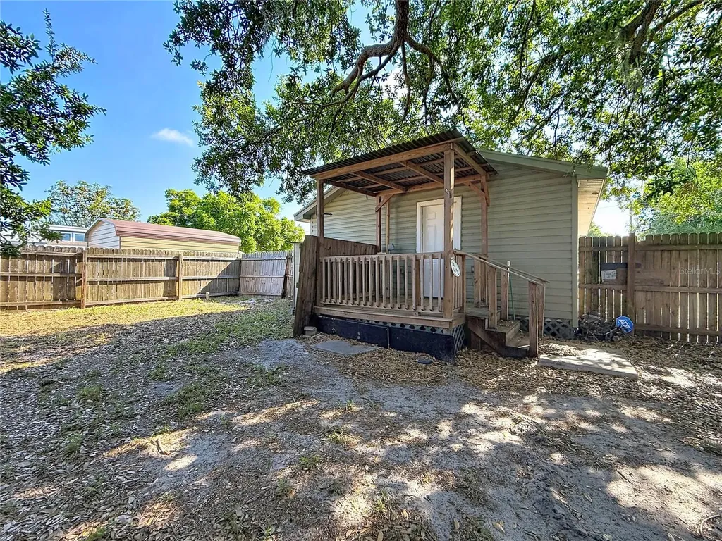 213 Cleveland Avenue Winter Haven FL 33881
