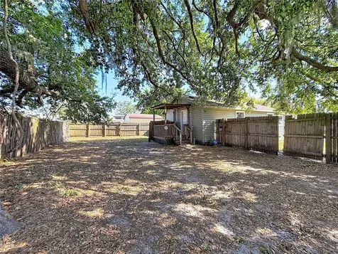 213 Cleveland Avenue Winter Haven FL 33881