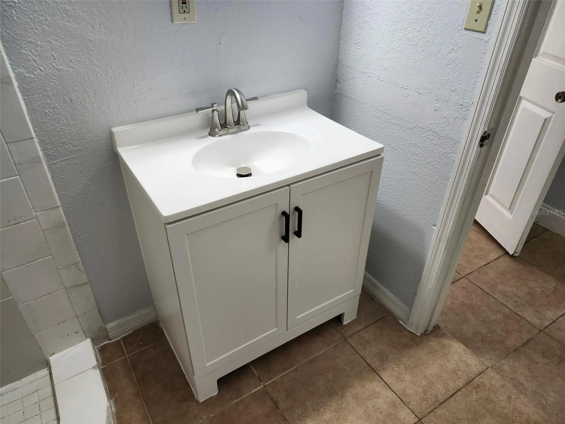 1315 Waikiki Way Tampa FL 33619