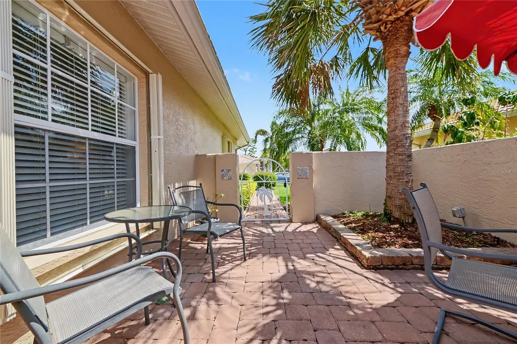 111 Auburn Woods Circle Venice FL 34292