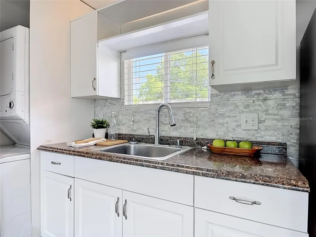 265 Newcomb Street New Smyrna Beach FL 32168