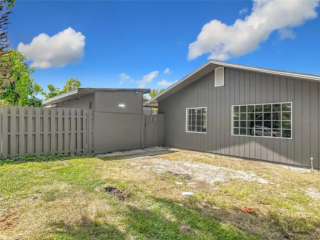 265 Newcomb Street New Smyrna Beach FL 32168