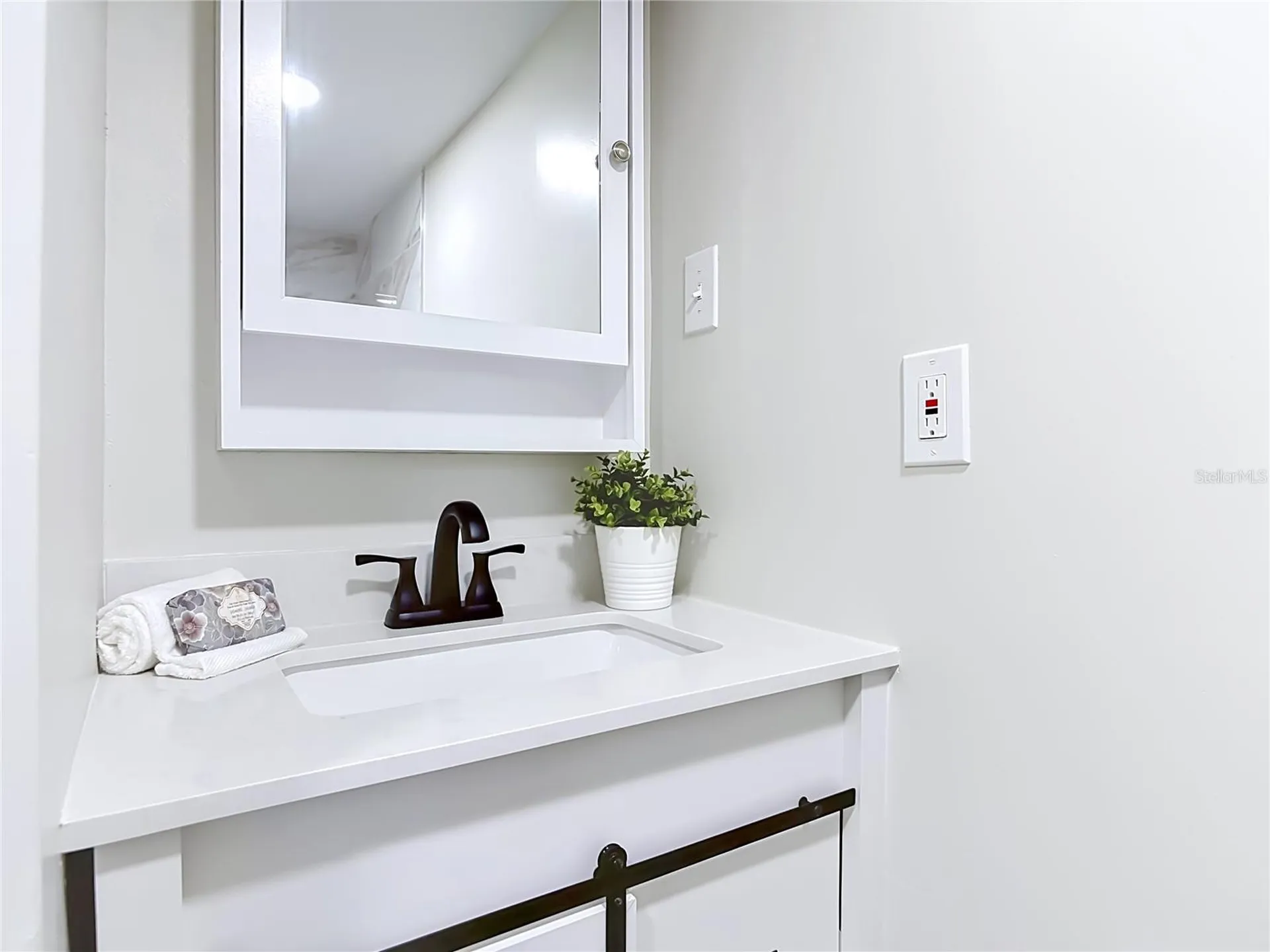265 Newcomb Street New Smyrna Beach FL 32168