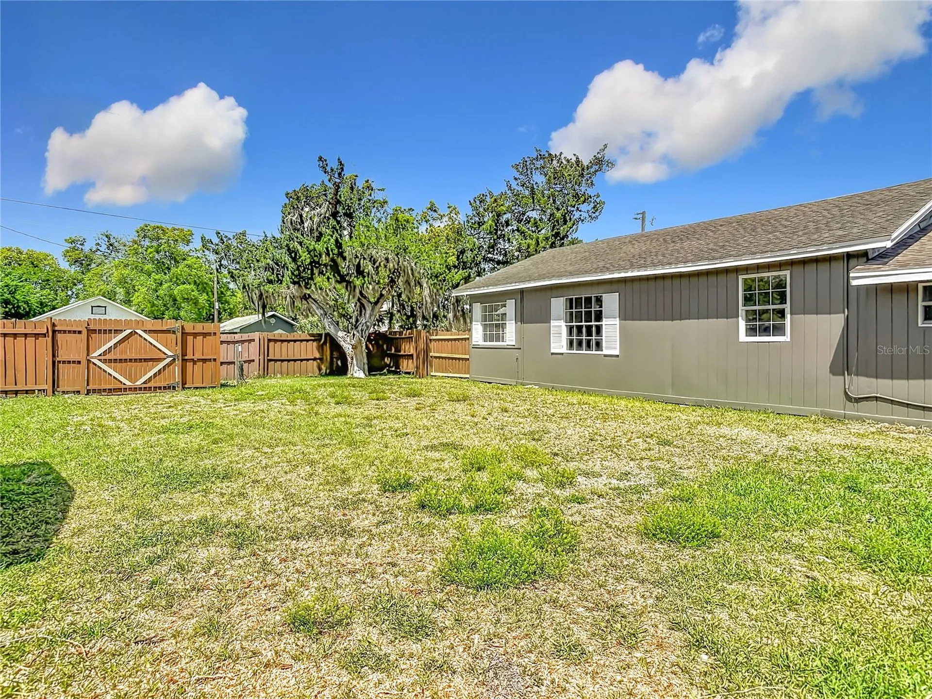 265 Newcomb Street New Smyrna Beach FL 32168
