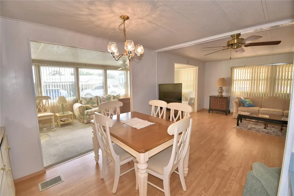 169 Paradise Lane Auburndale FL 33823