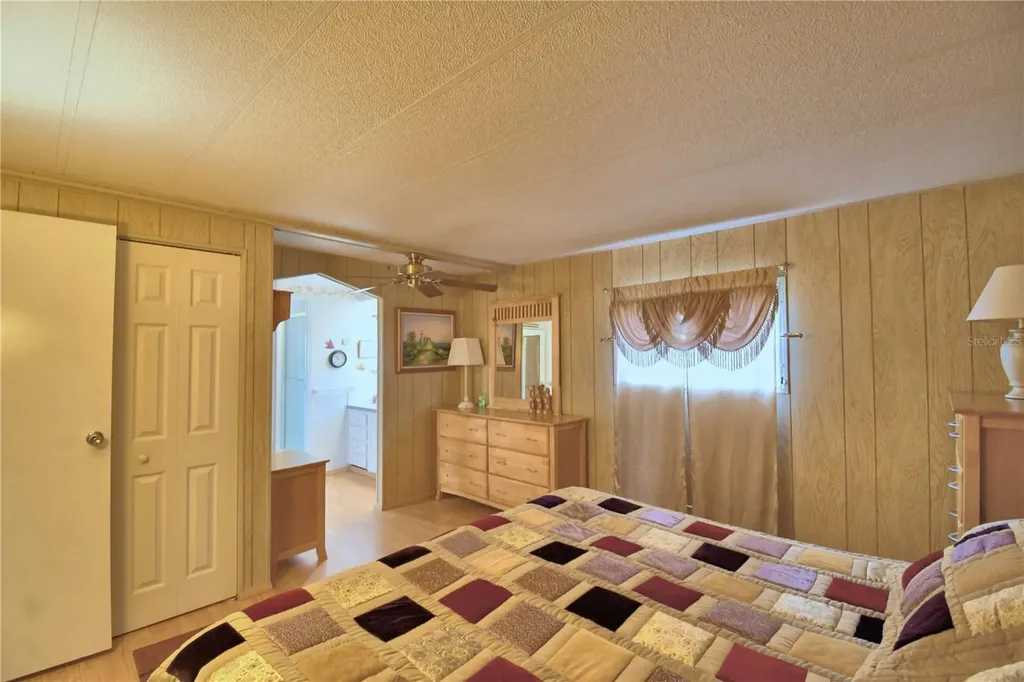 169 Paradise Lane Auburndale FL 33823