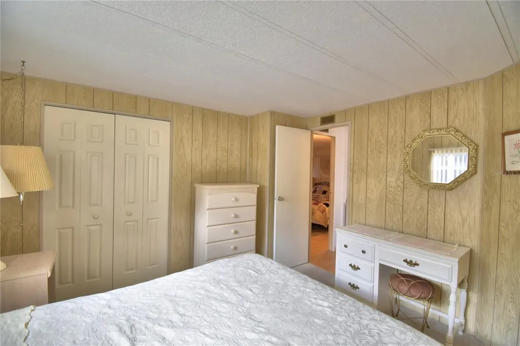 169 Paradise Lane Auburndale FL 33823