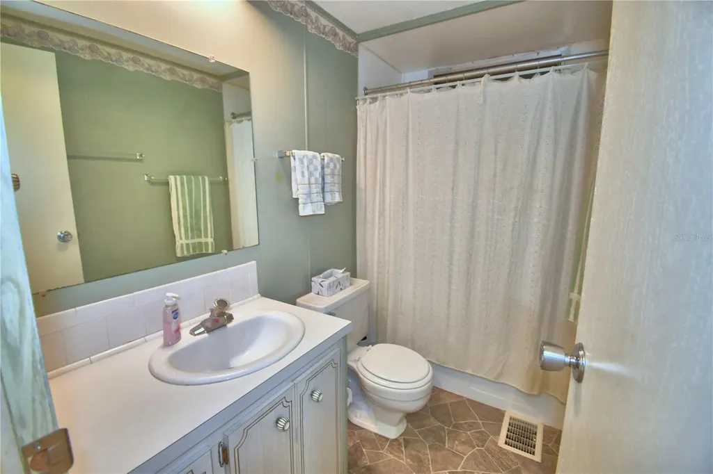 169 Paradise Lane Auburndale FL 33823