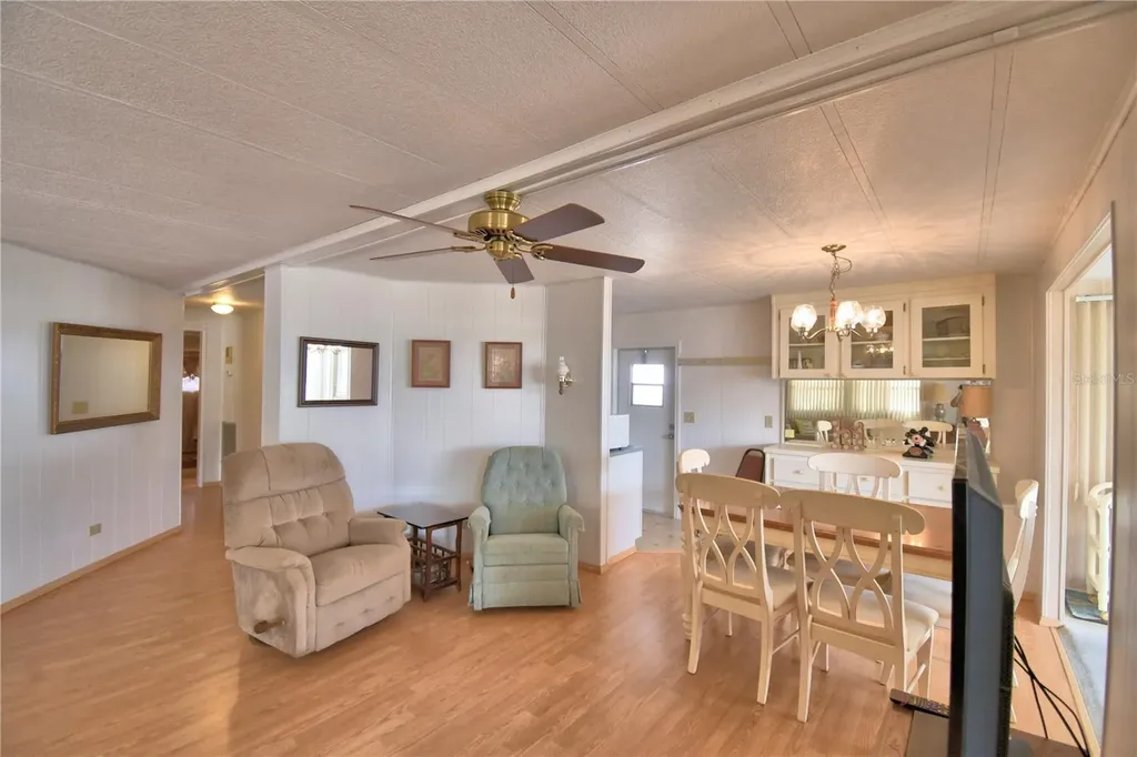 169 Paradise Lane Auburndale FL 33823