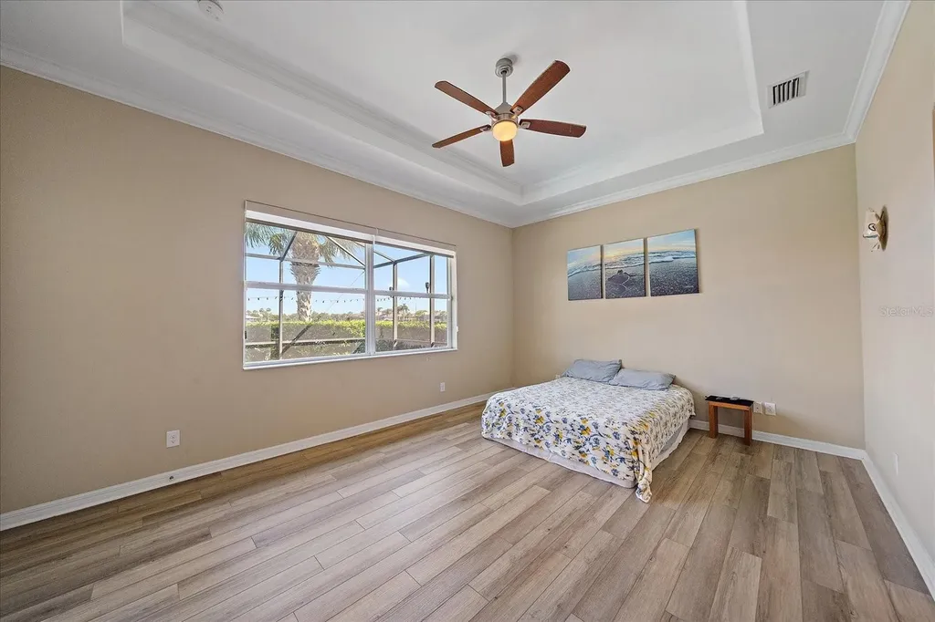 5040 Lake Overlook Avenue Bradenton FL 34208