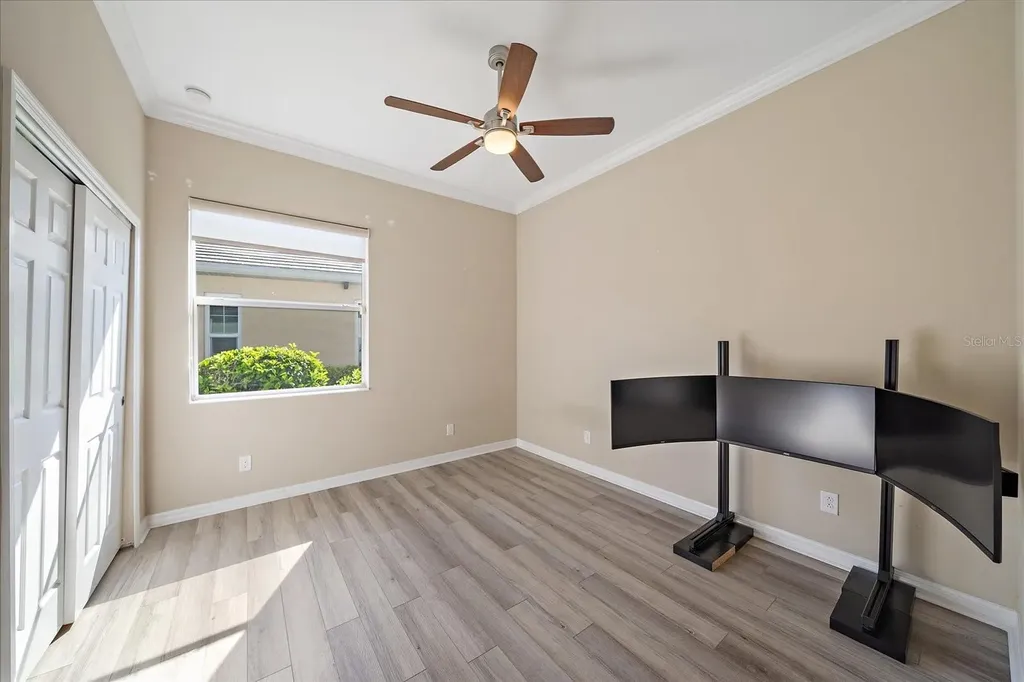 5040 Lake Overlook Avenue Bradenton FL 34208