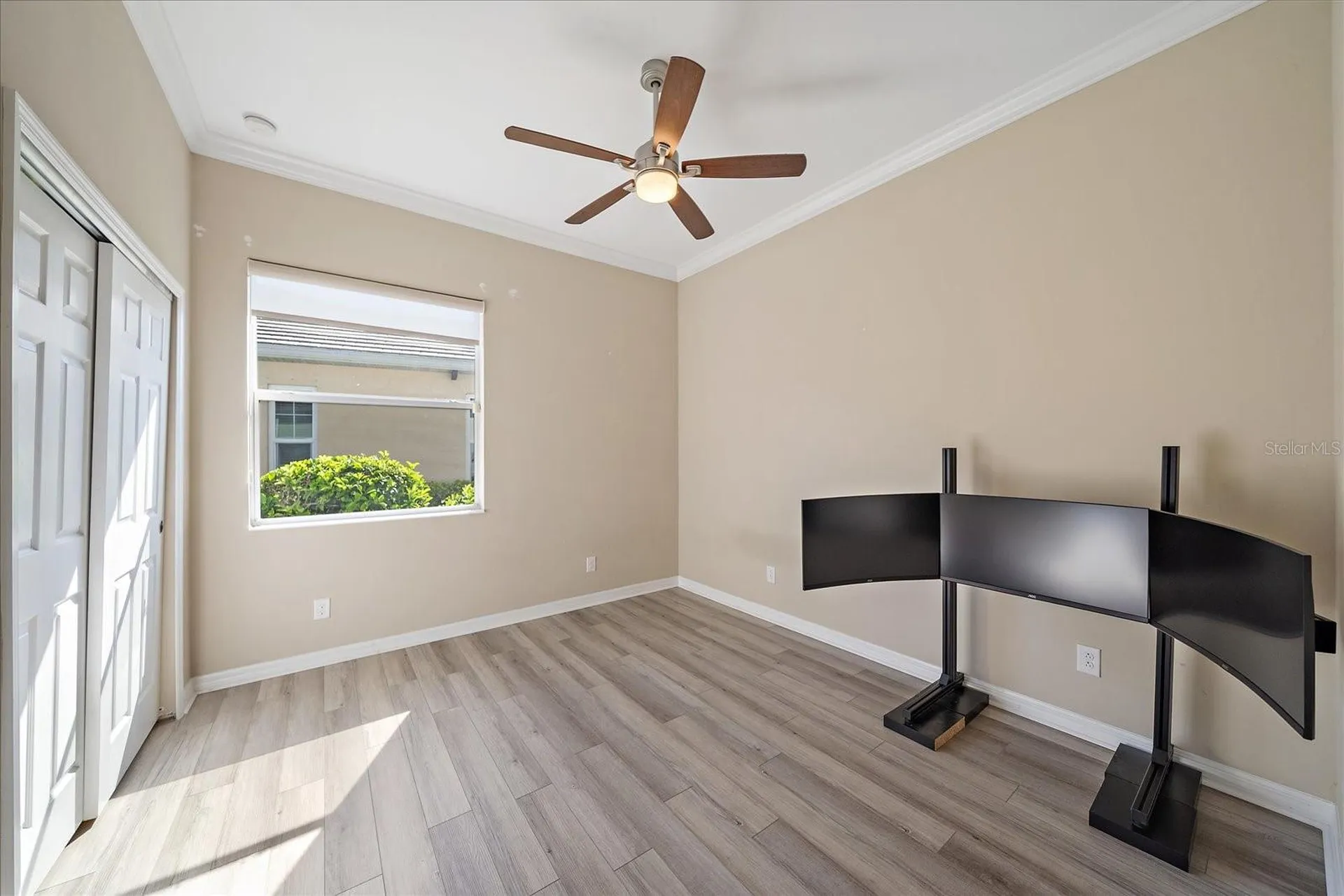 5040 Lake Overlook Avenue Bradenton FL 34208