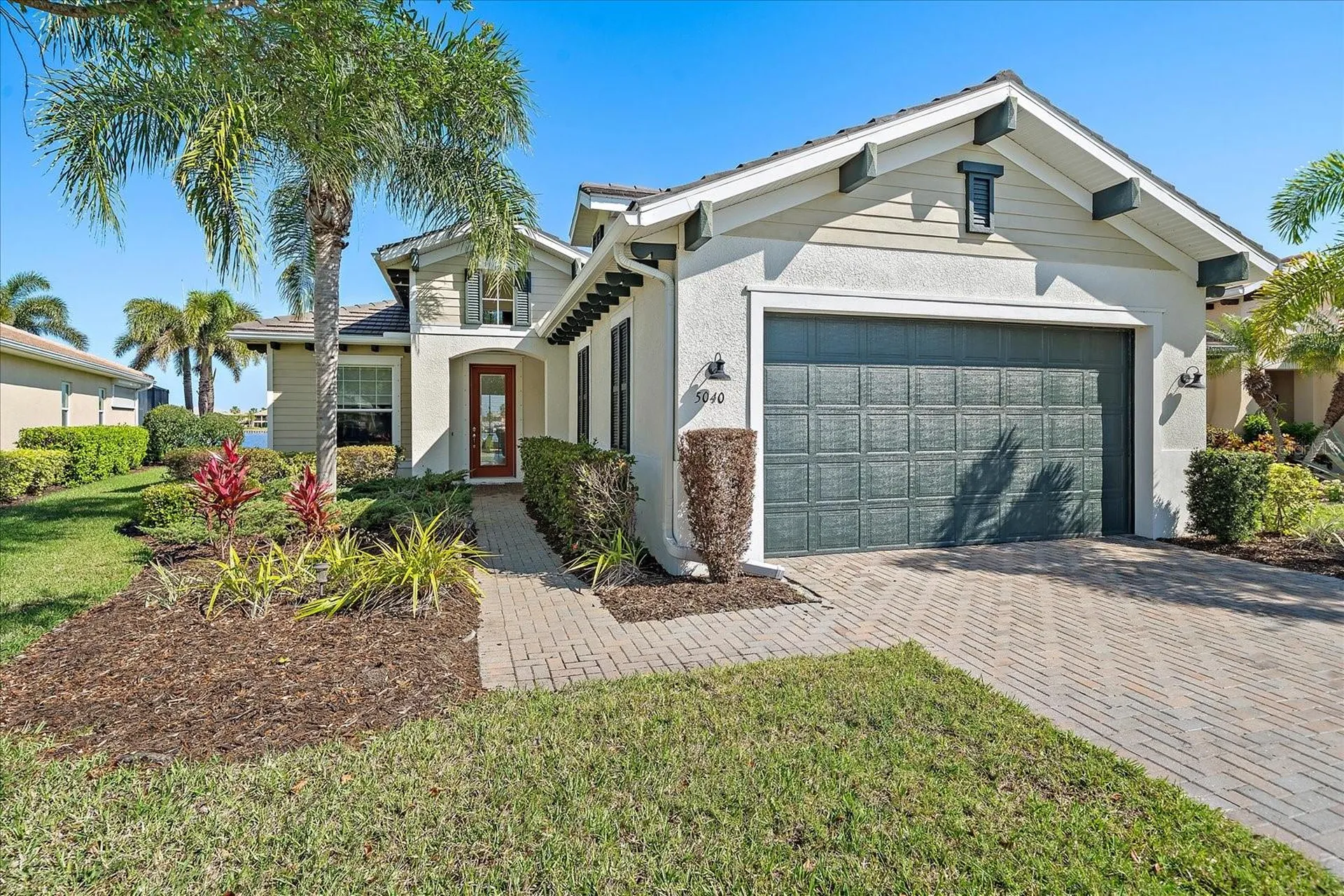 5040 Lake Overlook Avenue Bradenton FL 34208