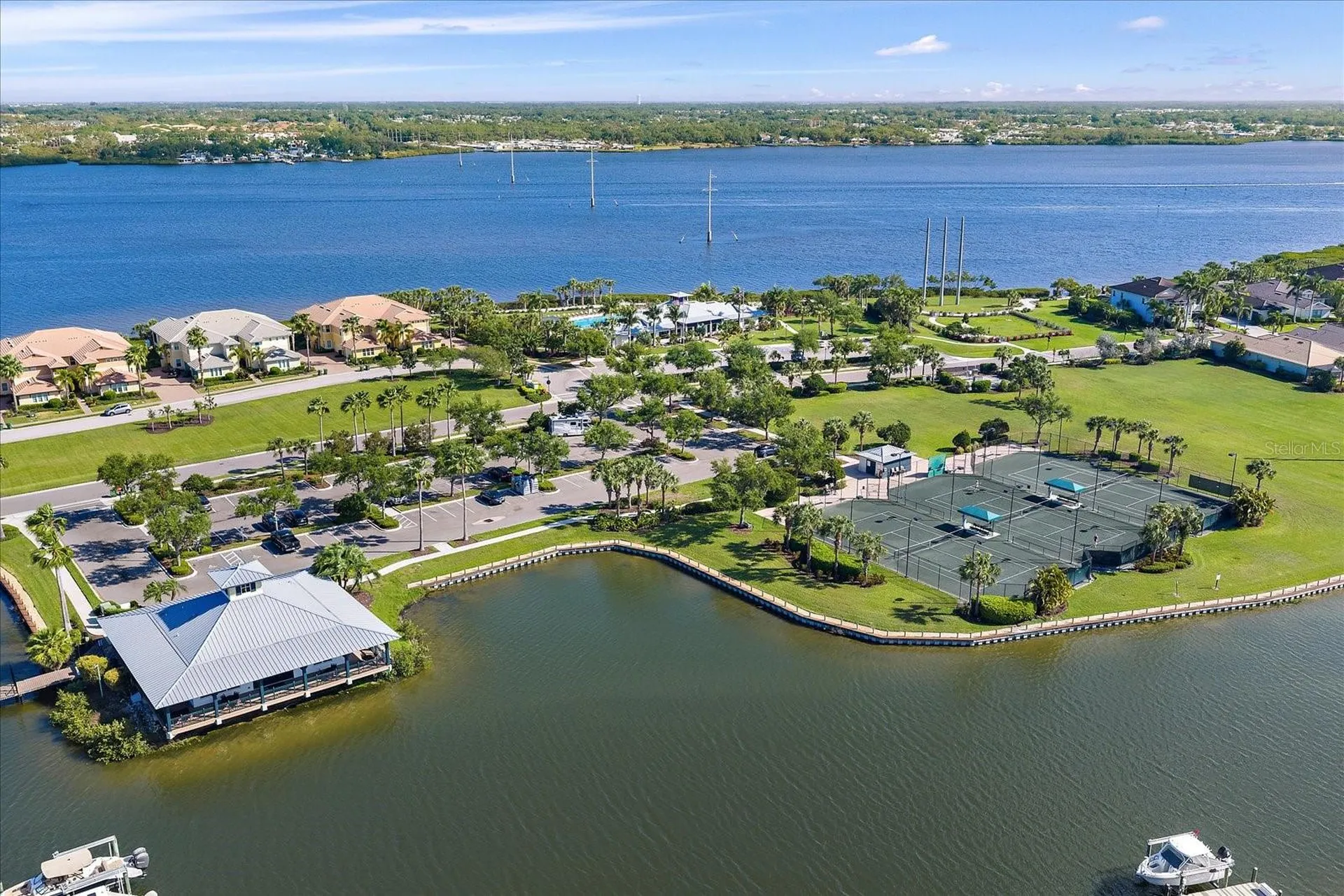 5040 Lake Overlook Avenue Bradenton FL 34208