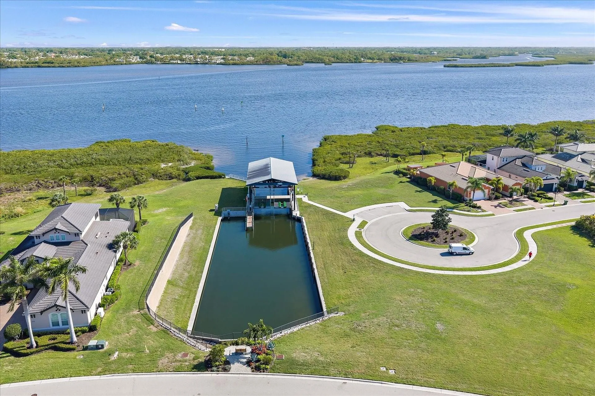 5040 Lake Overlook Avenue Bradenton FL 34208
