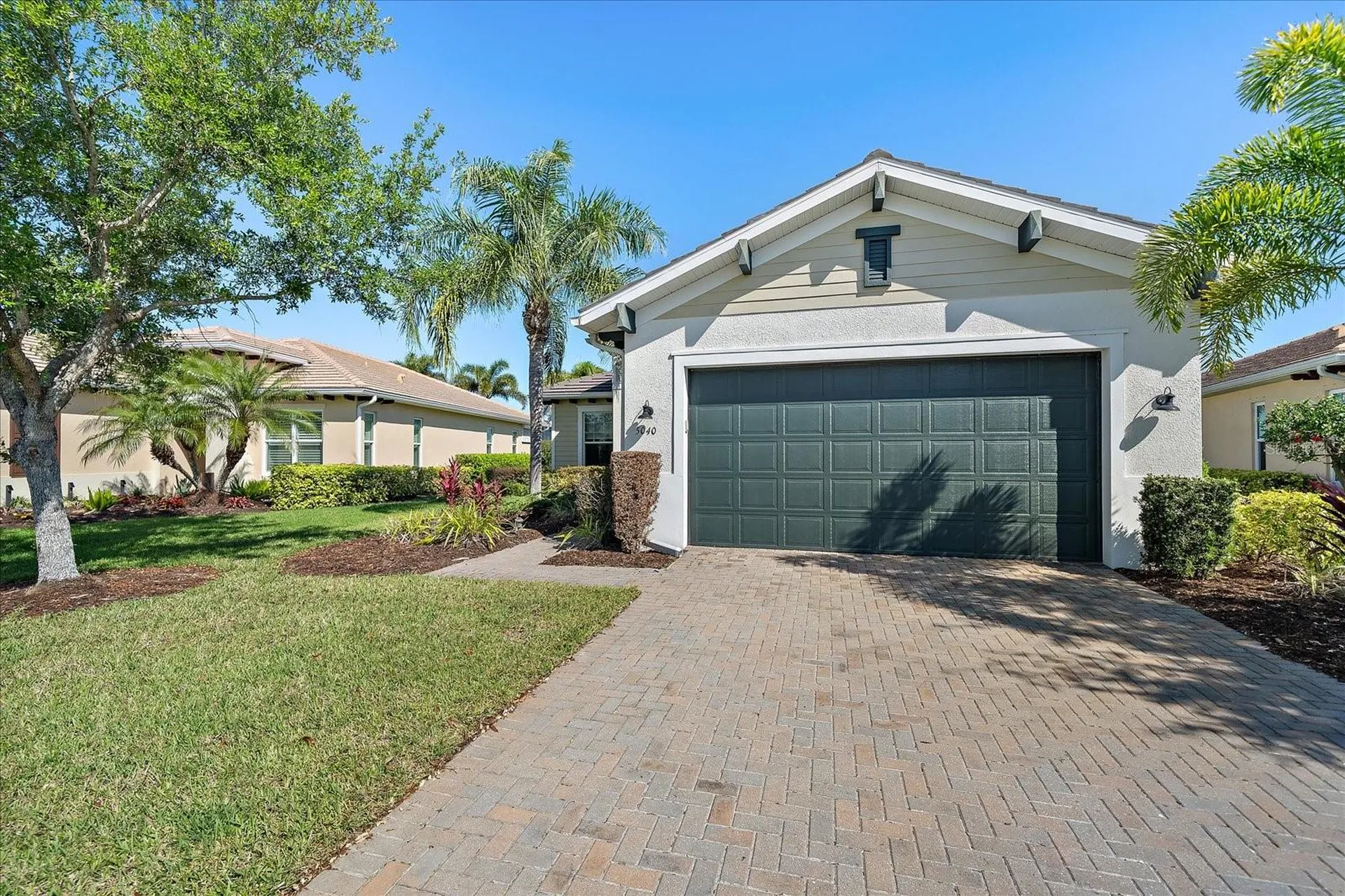 5040 Lake Overlook Avenue Bradenton FL 34208