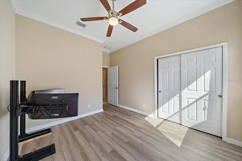 5040 Lake Overlook Avenue Bradenton FL 34208