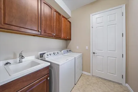 5040 Lake Overlook Avenue Bradenton FL 34208