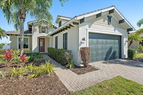 5040 Lake Overlook Avenue Bradenton FL 34208