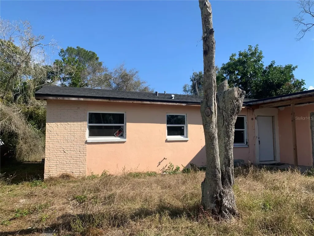 2181 22nd Way SW Largo FL 33774