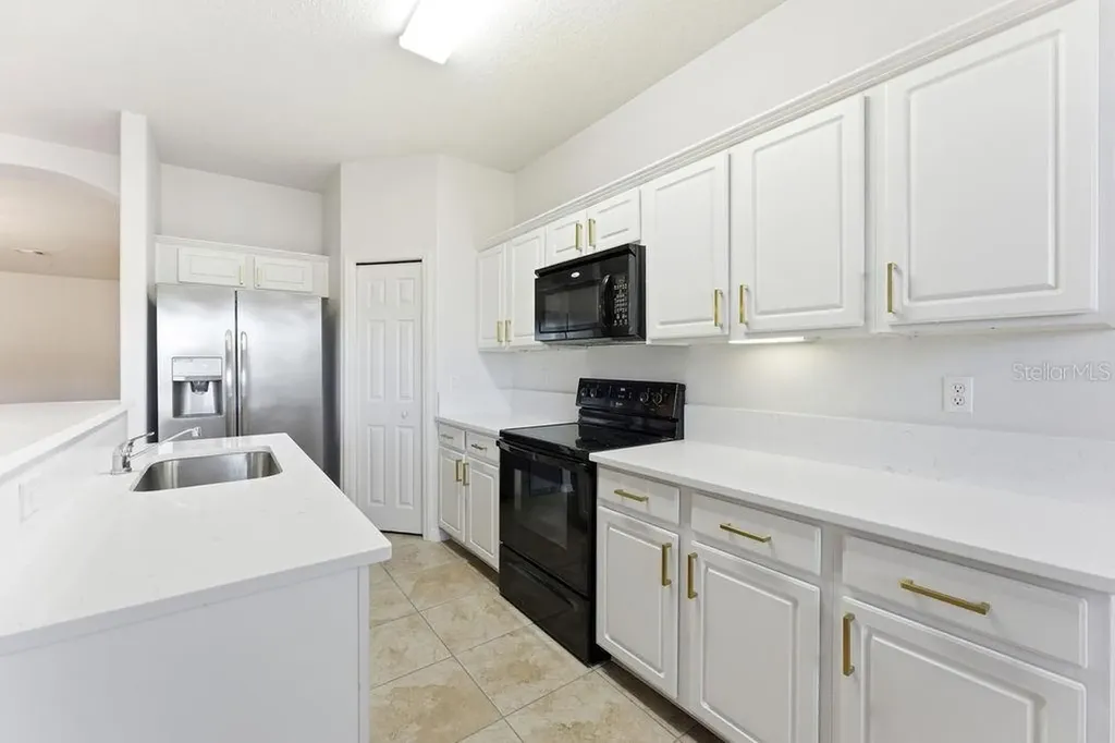 2795 Oakwater Drive Kissimmee FL 34747