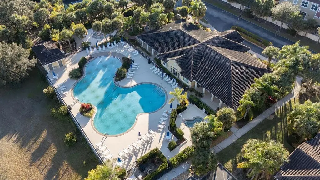 2795 Oakwater Drive Kissimmee FL 34747