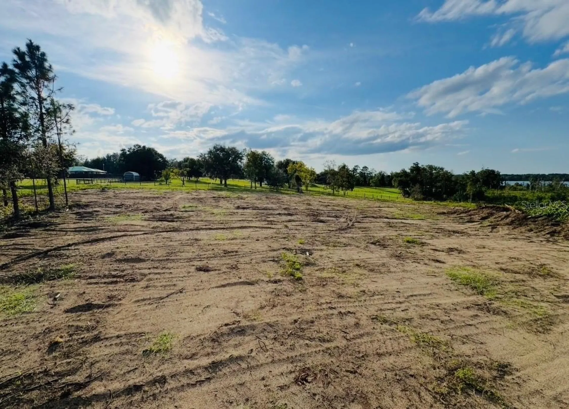 16865 SE 27th Place Road Ocklawaha FL 32179