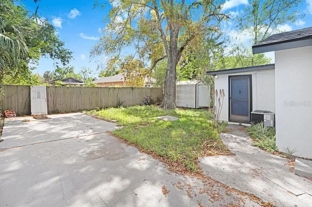 3611 E Clifton Street Tampa FL 33610