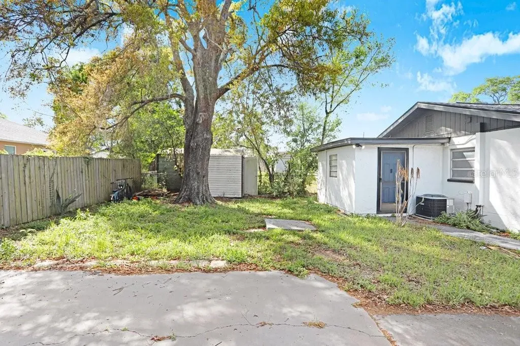 3611 E Clifton Street Tampa FL 33610