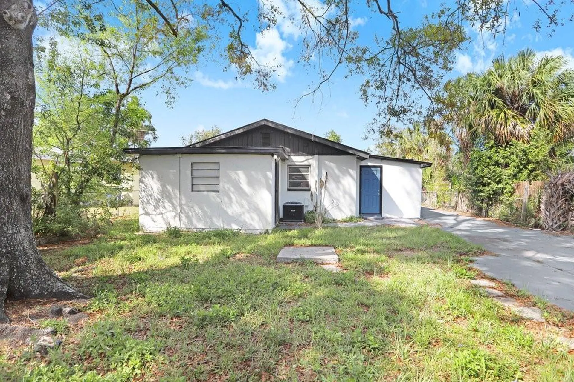 3611 E Clifton Street Tampa FL 33610