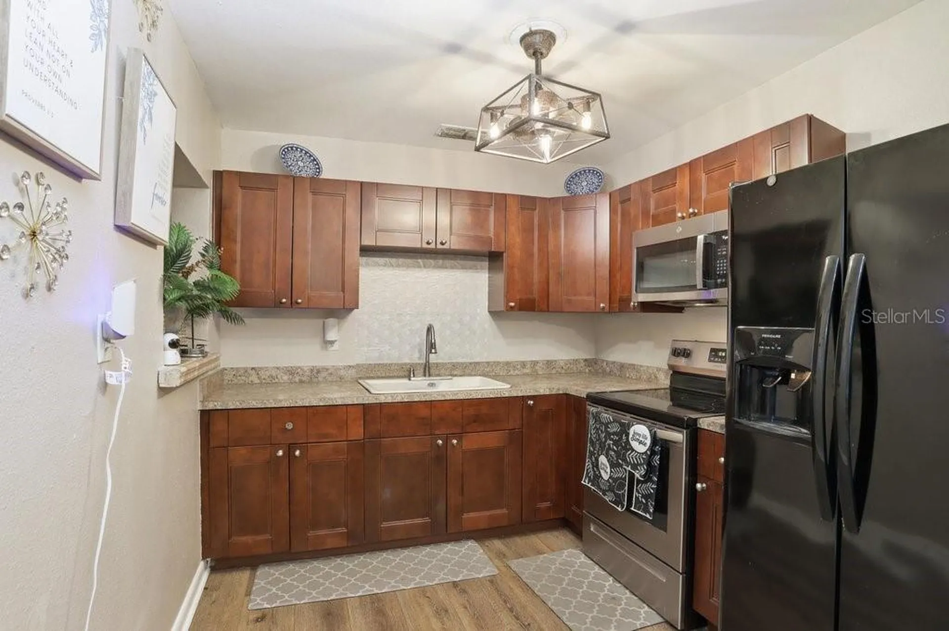 3611 E Clifton Street Tampa FL 33610