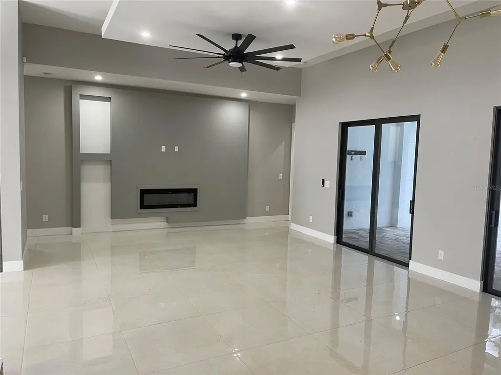 2106 SW 4th Street Cape Coral FL 33991