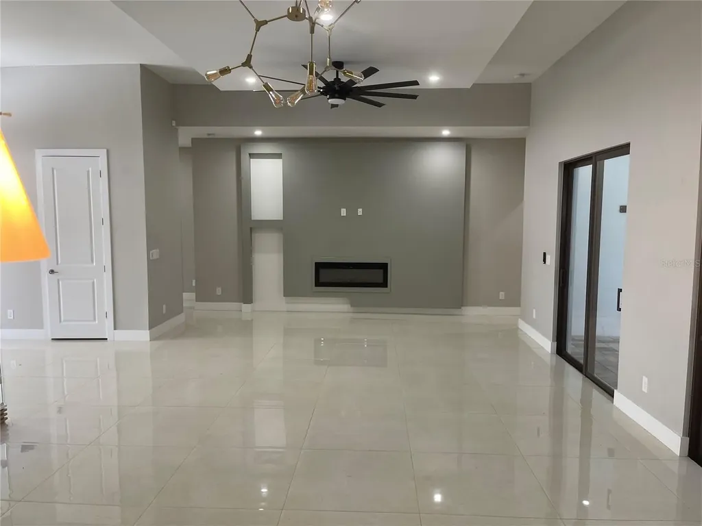 2106 SW 4th Street Cape Coral FL 33991